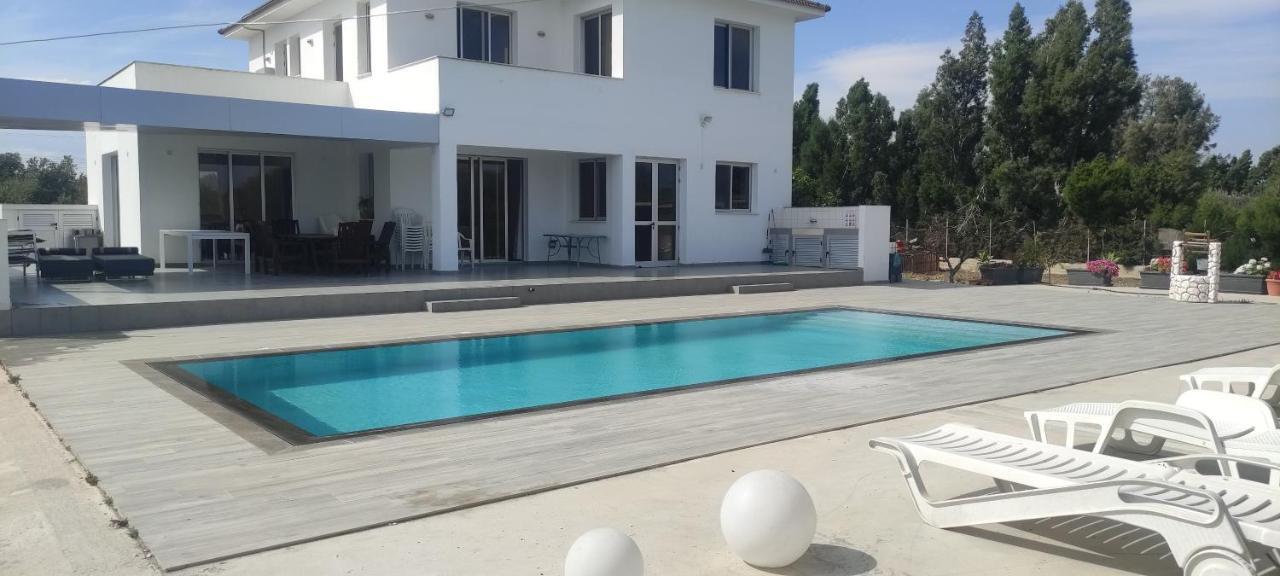 Kiti Village Villa, Cyprus, Salt-Water Pool, 6 Bedrooms, Larnaca Экстерьер фото